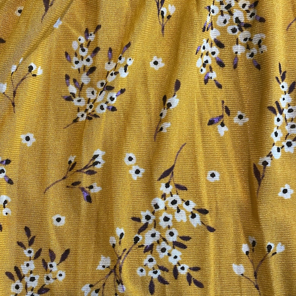 SirenLily yellow, floral dress. Tie at bust, modest puff sleeves, bottom ruffle. - Picture 10 of 11